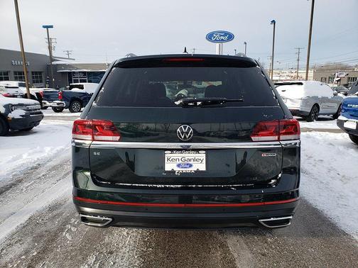 2022 Volkswagen Atlas 2.0T SE w/Technology 4MOTION