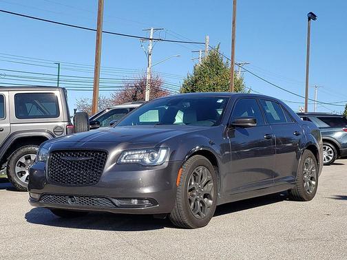 2017 Chrysler 300 S