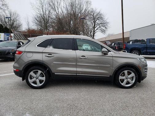 2016 Lincoln MKC Premier