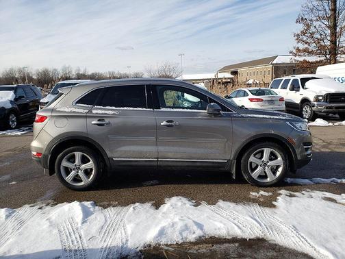 2016 Lincoln MKC Premier