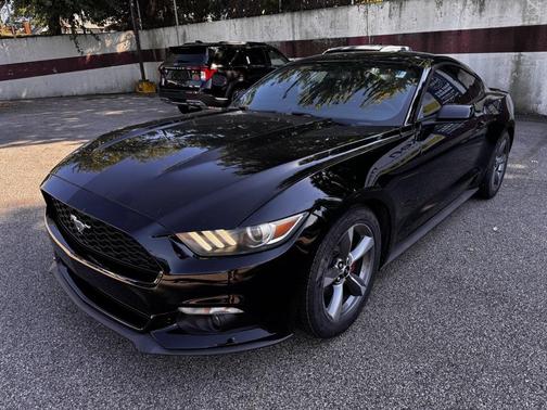 2016 Ford Mustang V6