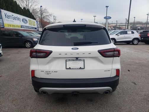 2025 Ford Escape Platinum