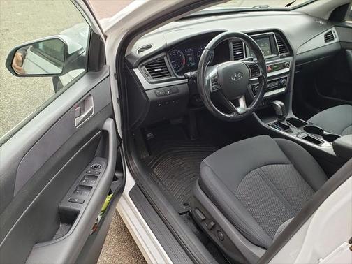 2018 Hyundai SONATA SEL