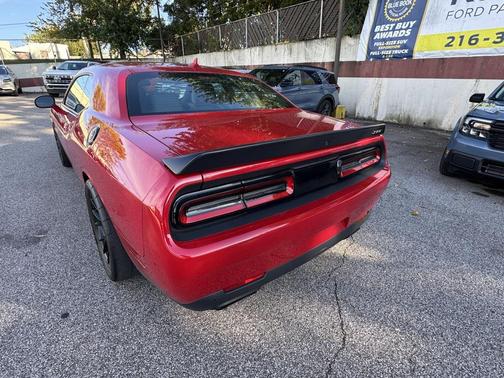 2016 Dodge Challenger SRT Hellcat