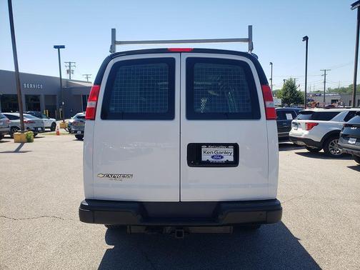 Summit White 2020 Chevrolet Express 2500 Work Van