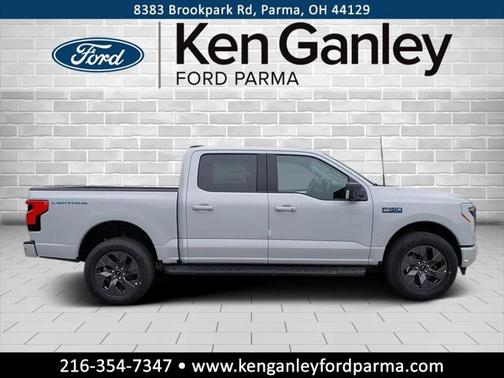 2025 Ford F-150 Lightning Flash