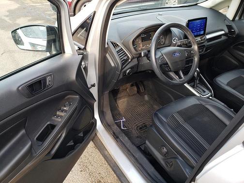 2022 Ford EcoSport SES