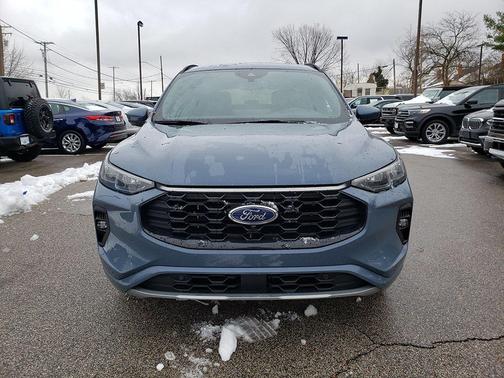 2025 Ford Escape ST-Line Elite