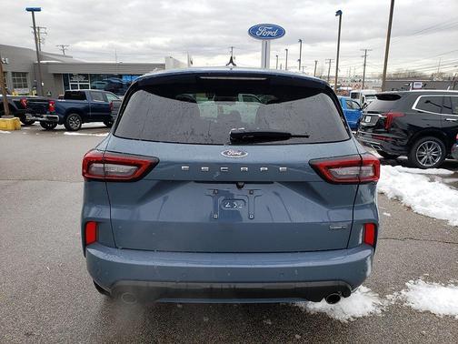 2025 Ford Escape ST-Line Elite