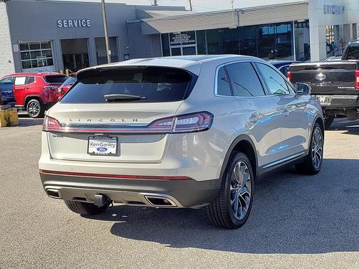 2022 Lincoln Nautilus Reserve