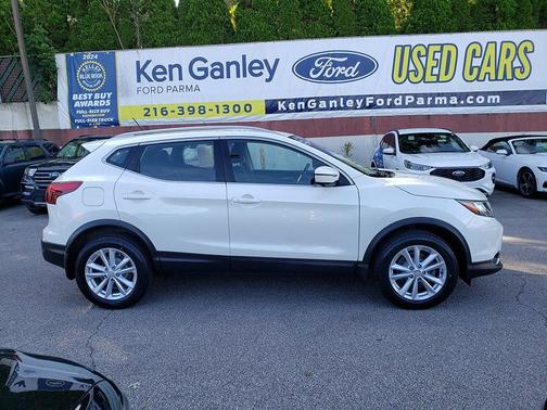 2017 Nissan Rogue Sport SV