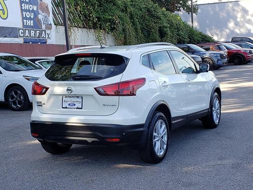 2017 Nissan Rogue Sport SV