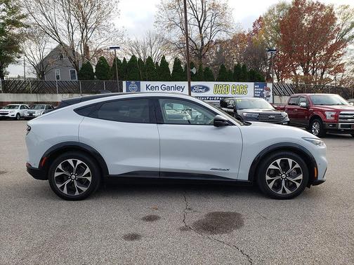2021 Ford Mustang Mach-E Premium