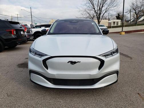 2021 Ford Mustang Mach-E Premium