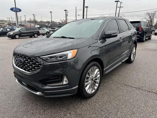 2021 Ford Edge Titanium