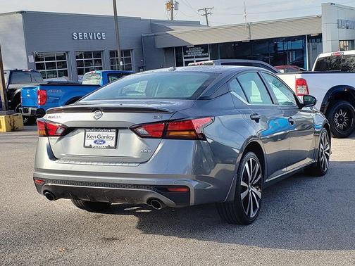 2021 Nissan Altima SR Intelligent AWD