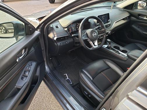 2021 Nissan Altima SR Intelligent AWD