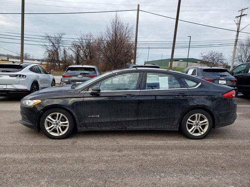 2018 Ford Fusion Hybrid SE