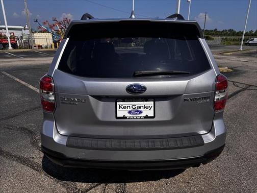 2016 Subaru Forester 2.5i Touring