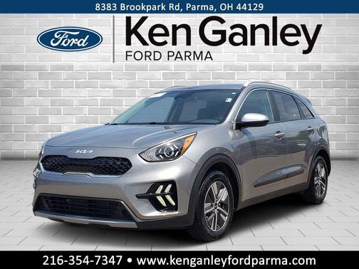 Steel Gray 2022 Kia Niro LXS