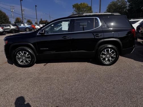 2022 GMC Acadia AWD SLE