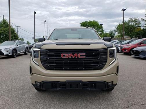2022 GMC Sierra 1500 Elevation