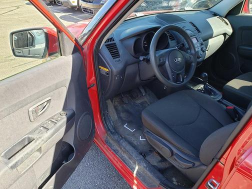 2010 Kia Soul +