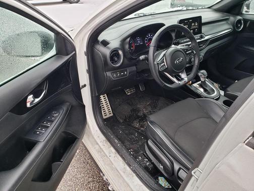 2020 Kia Forte GT-Line