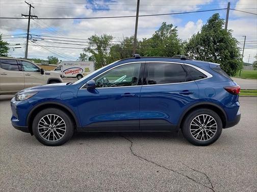 2023 Ford Escape PHEV SE