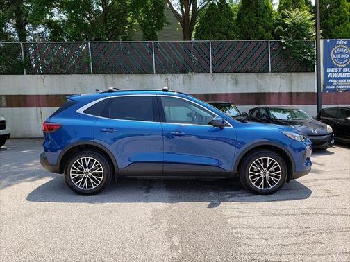 2023 Ford Escape PHEV SE