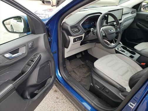 2023 Ford Escape PHEV SE