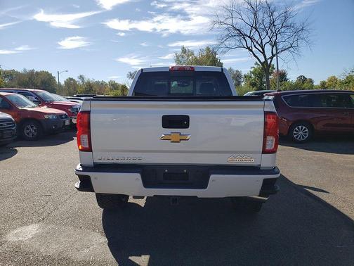 2017 Chevrolet Silverado 1500 High Country