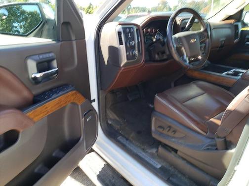 2017 Chevrolet Silverado 1500 High Country
