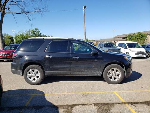 2016 GMC Acadia SLE-2