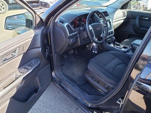 2016 GMC Acadia SLE-2