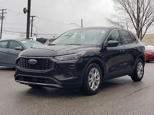 AGATE BLACK METALLIC 2023 Ford Escape Active