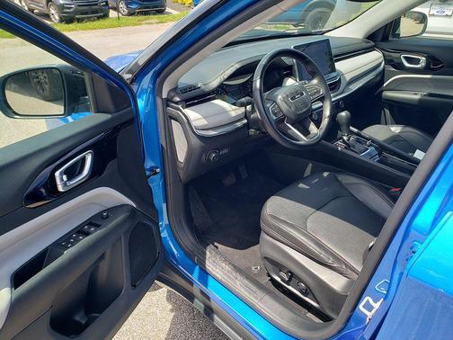Laser Blue Pearlcoat 2022 Jeep Compass Limited