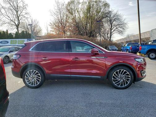 2020 Lincoln Nautilus Reserve