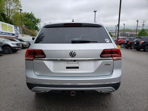 2018 Volkswagen Atlas 3.6L SEL Premium