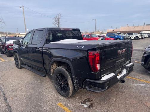 2022 GMC Sierra 1500 Elevation