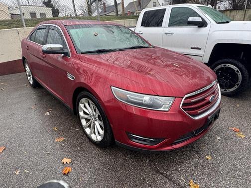 2015 Ford Taurus Limited