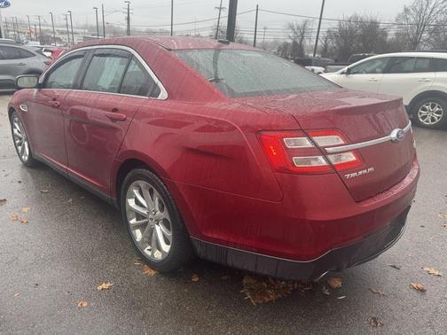 2015 Ford Taurus Limited