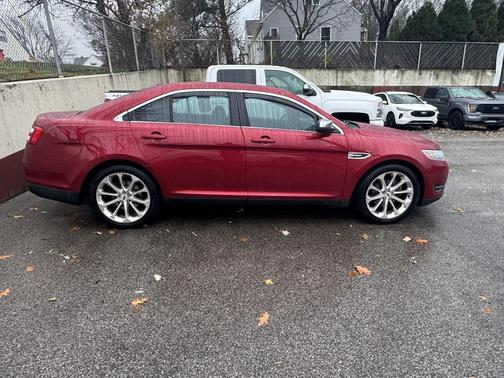 2015 Ford Taurus Limited
