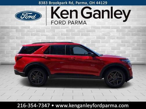 2025 Ford Explorer ST-Line