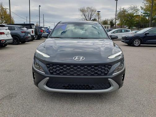 2023 Hyundai KONA SE