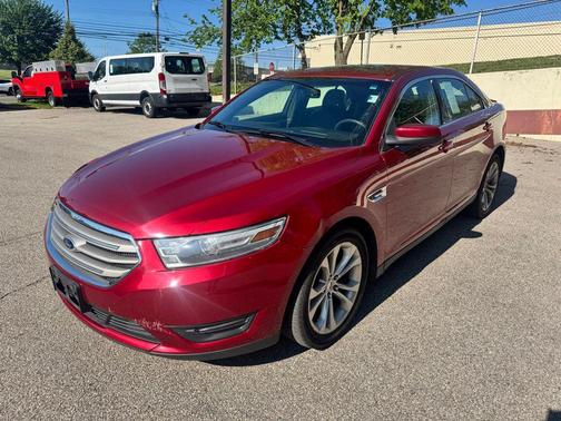 RUBY RED METALLIC TC 2013 Ford Taurus SEL