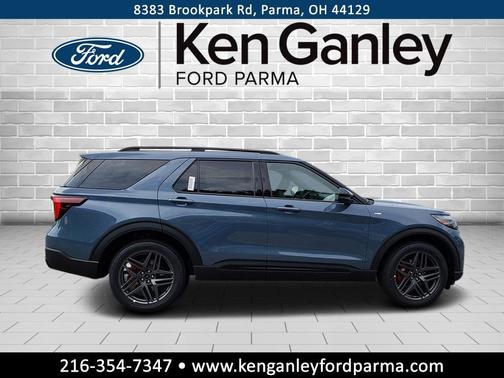 2025 Ford Explorer ST-Line