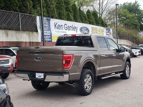 STONE GRAY METALLIC 2023 Ford F-150 XLT