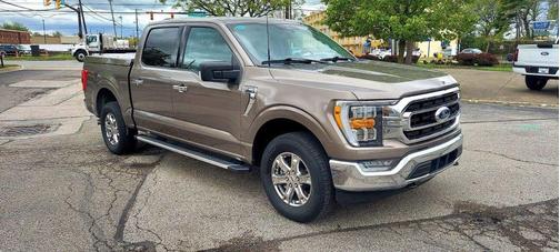 STONE GRAY METALLIC 2023 Ford F-150 XLT