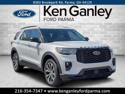 SPACE WHITE METALLIC 2026 Ford Explorer ST-Line